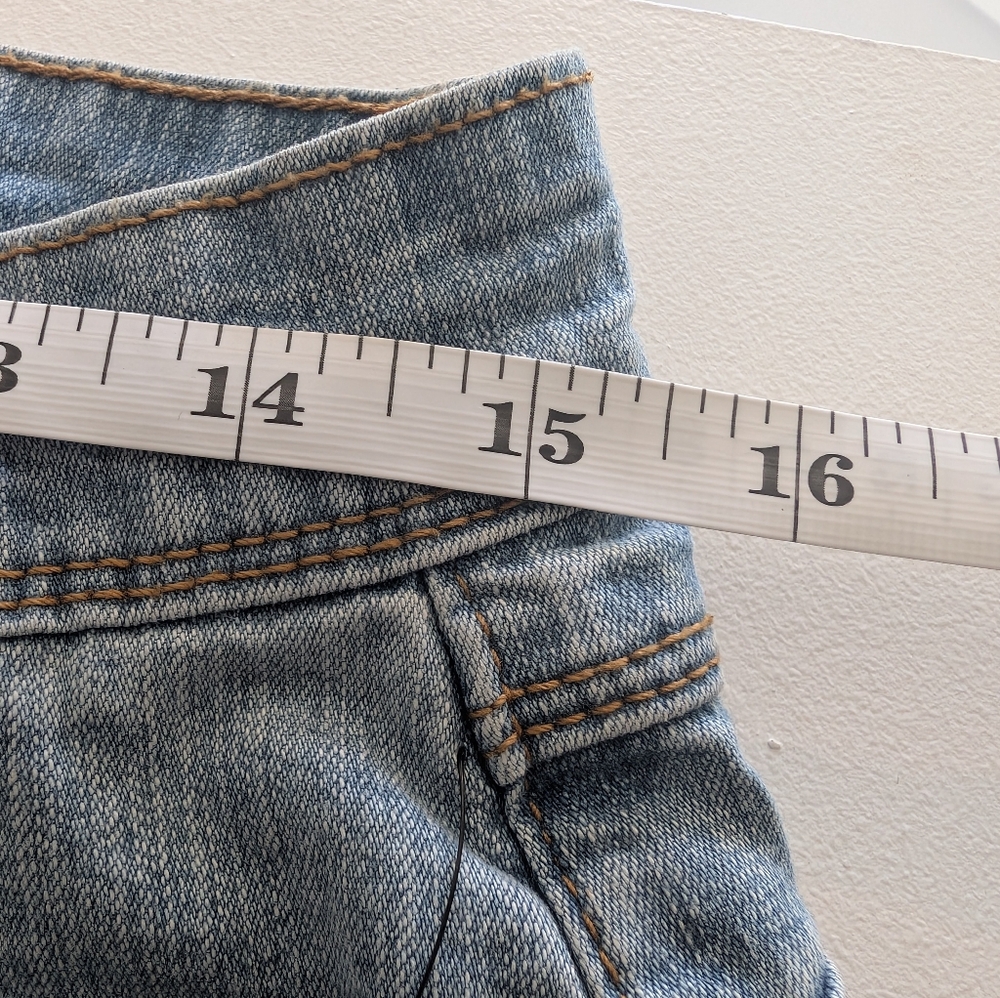 Bandolino Women's Ankle & Cropped Jeans - Blue Size 8 - Picture 7 of 8